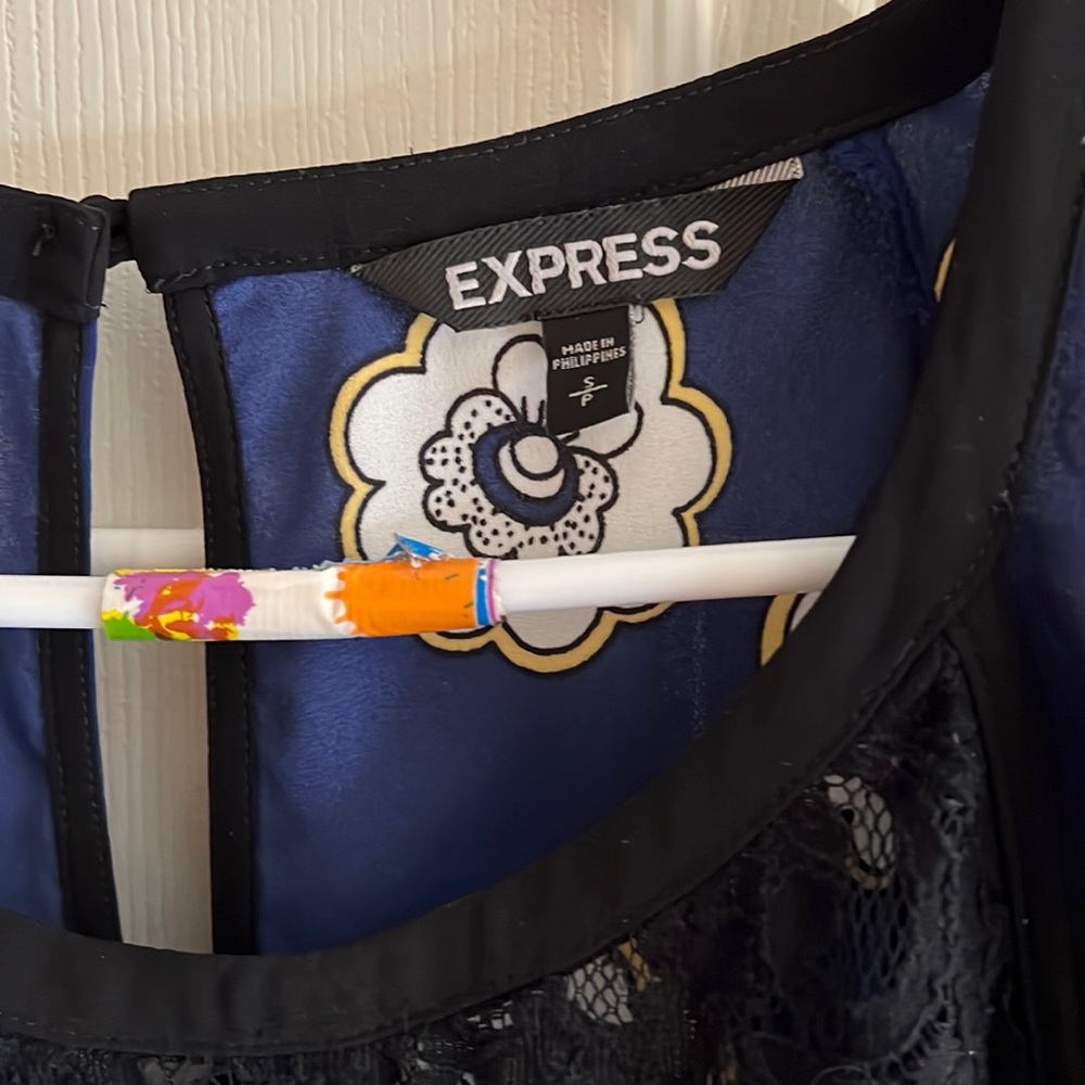 Express Sleeveless